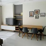 Căn hộ Vinhome Central Park -TJ26 Apartment
